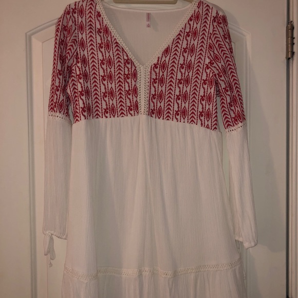 Dress - Picture 1 of 2